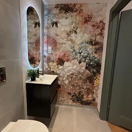 Pod Wieza 1 Apartment Walbrzych